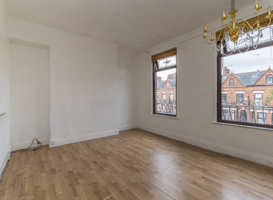 111 Ballygomartin Road, Belfast, BT13 3LB