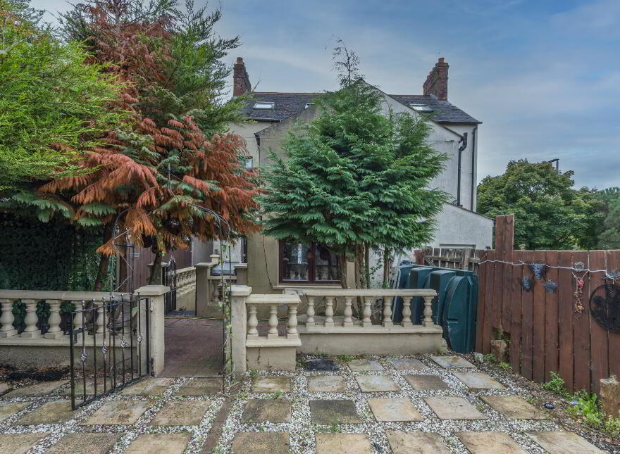 111 Ballygomartin Road, Belfast, BT13 3LB