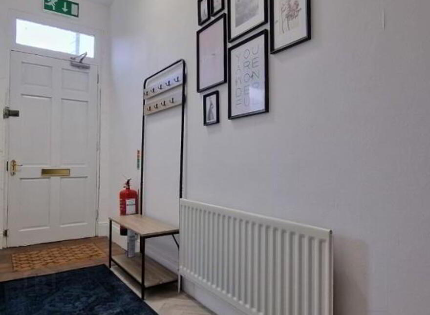 Rm 5, 265 Woodstock Road, Belfast, BT6 8PR
