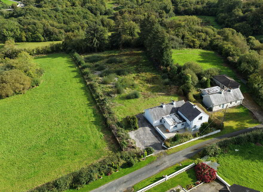 Kiltymoodan, Ballinamore, N41DY80