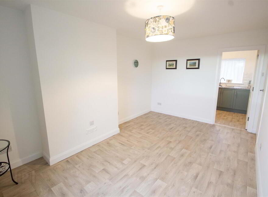 Flat 3, 663 Springfield Road, Belfast, BT12 7HD