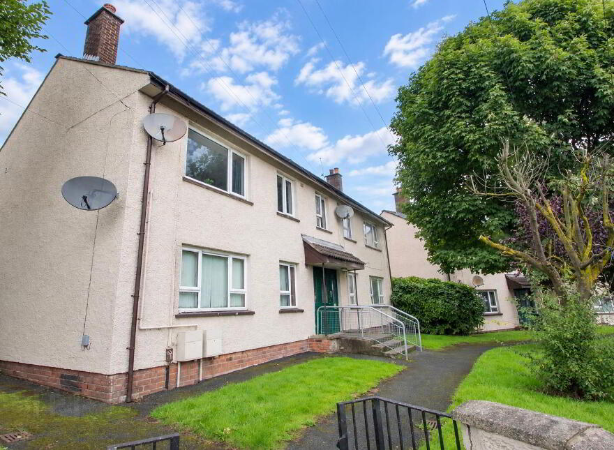 Flat 3, 663 Springfield Road, Belfast, BT12 7HD