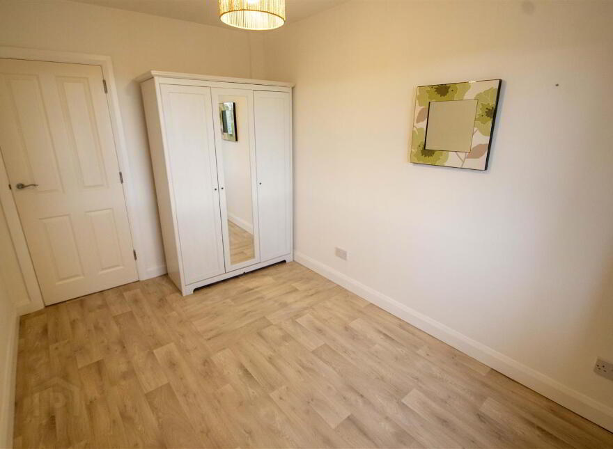 Flat 3, 663 Springfield Road, Belfast, BT12 7HD