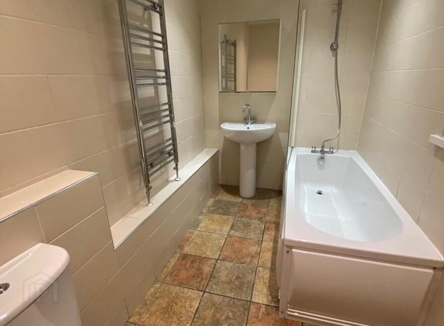 112 Broadway, Belfast, BT12 6HX