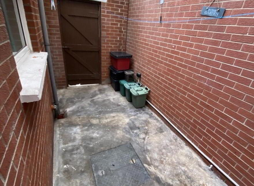112 Broadway, Belfast, BT12 6HX