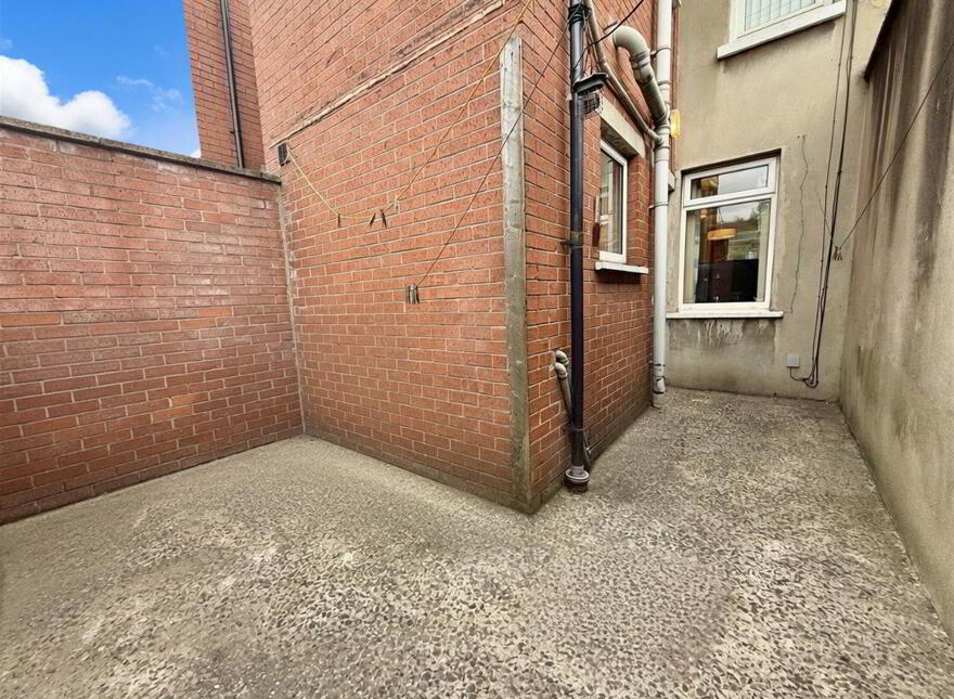 201 Donegall Road, Belfast, BT12 5NA