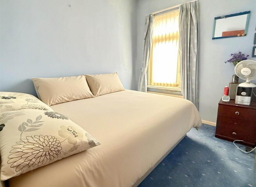 201 Donegall Road, Belfast, BT12 5NA