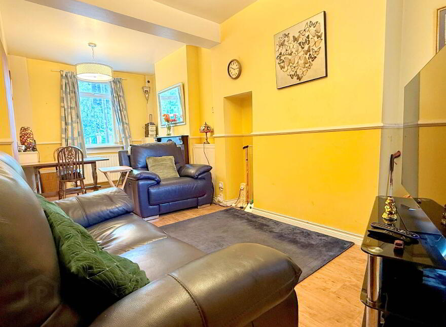 201 Donegall Road, Belfast, BT12 5NA