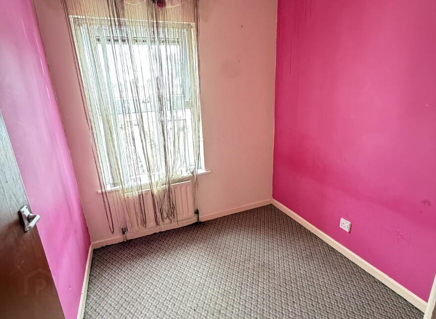 8 St Patricks Avenue, Newry, BT34 1HQ