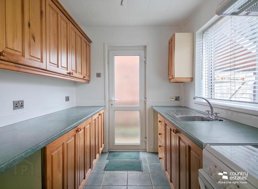 75 Carnmoney Road, Newtownabbey, BT36 6HT