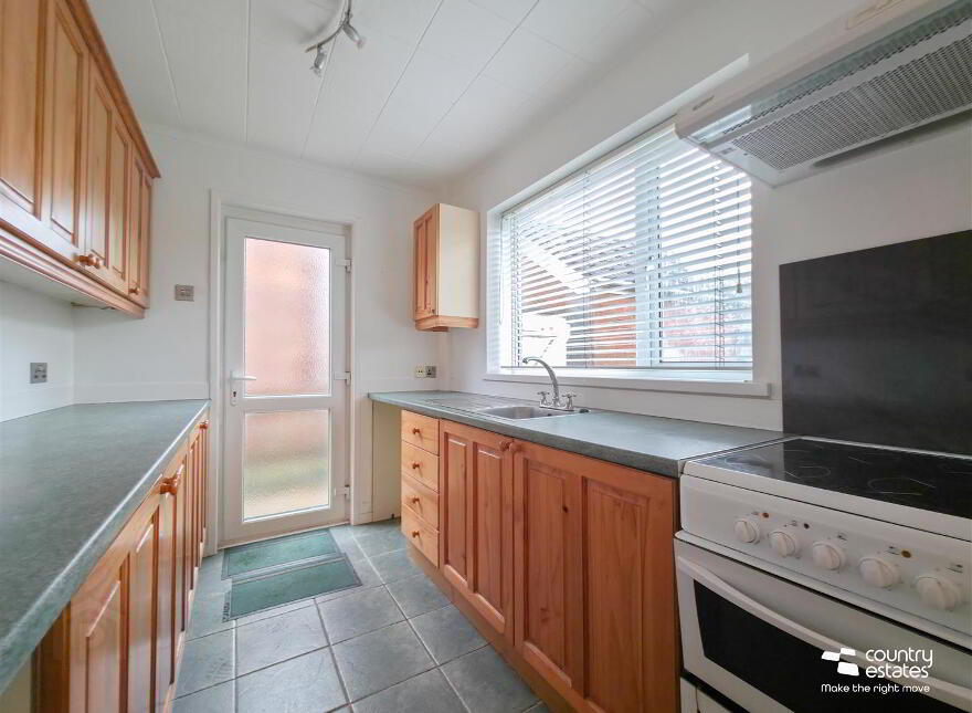 75 Carnmoney Road, Newtownabbey, BT36 6HT