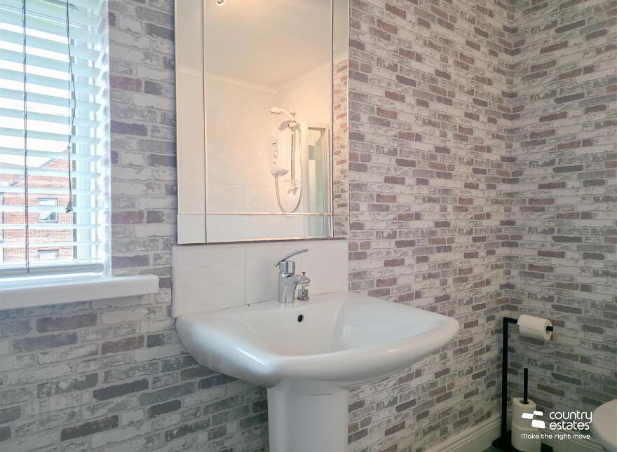 75 Carnmoney Road, Newtownabbey, BT36 6HT