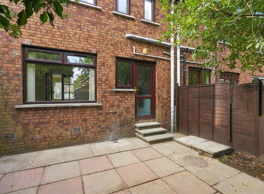8 Kerrsland Mews, Ballyhackamore, Belfast, BT5 6EW