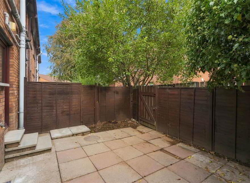 8 Kerrsland Mews, Ballyhackamore, Belfast, BT5 6EW