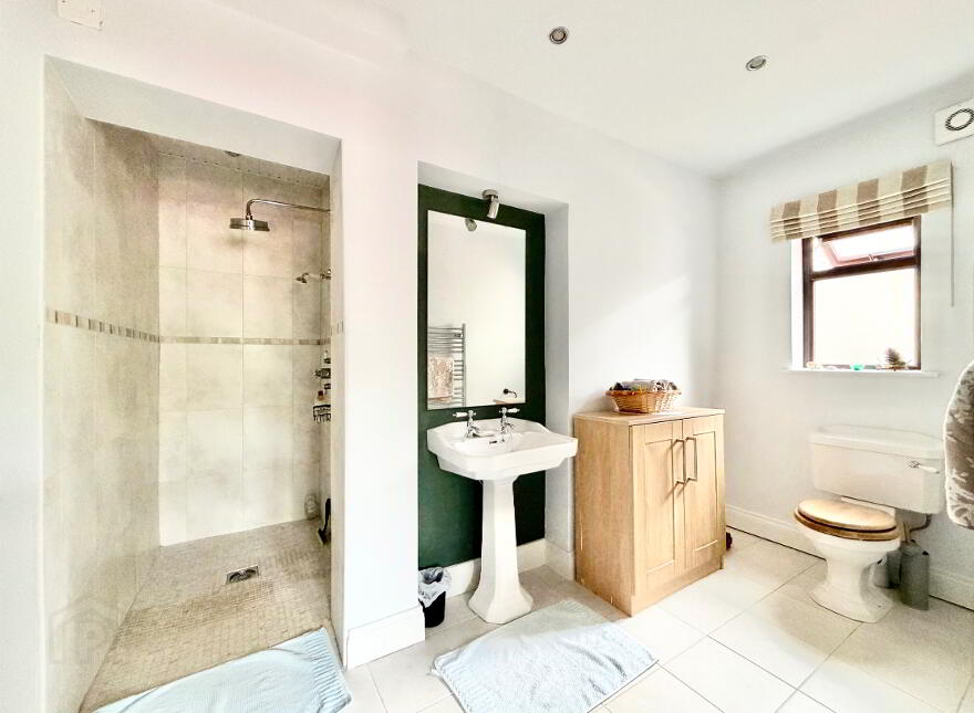 120 Castletown Road, Omagh, BT78 5RW