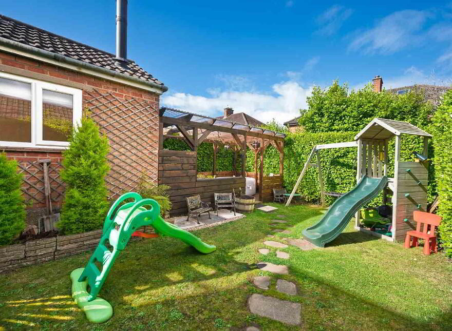 67 Morston Park, Bangor, BT20 3ER