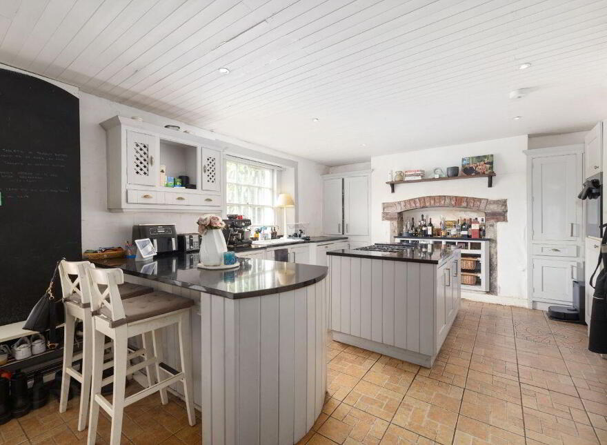 32 Royal Terrace West, Dún Laoghaire, Dun Laoghaire, A96YA09