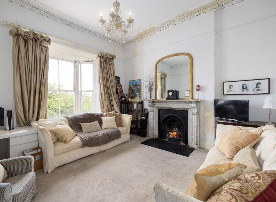 32 Royal Terrace West, Dún Laoghaire, Dun Laoghaire, A96YA09