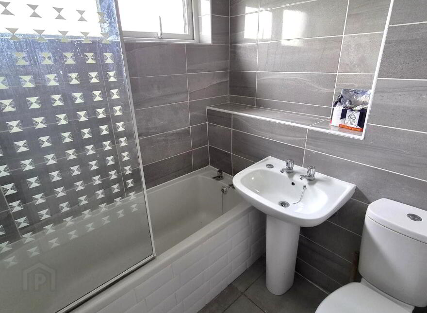 Glenowen Park, L'Derry, BT48 0LG