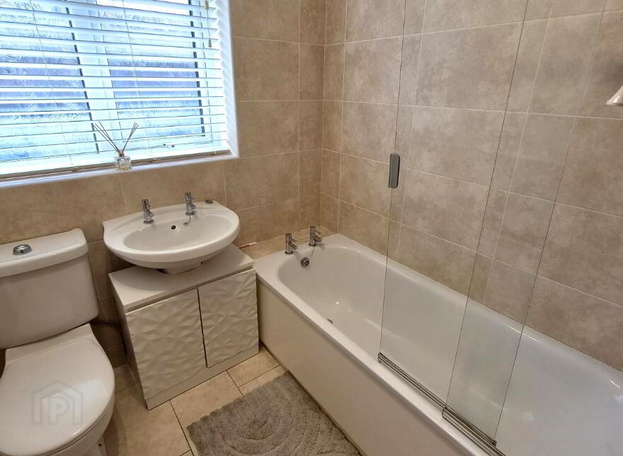 Cloverhill Avenue, Drumahoe, L'Derry, BT47 3SH
