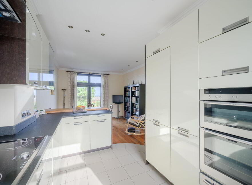 2 Seacourt, Maxwell Drive, Bangor, BT20 3LE