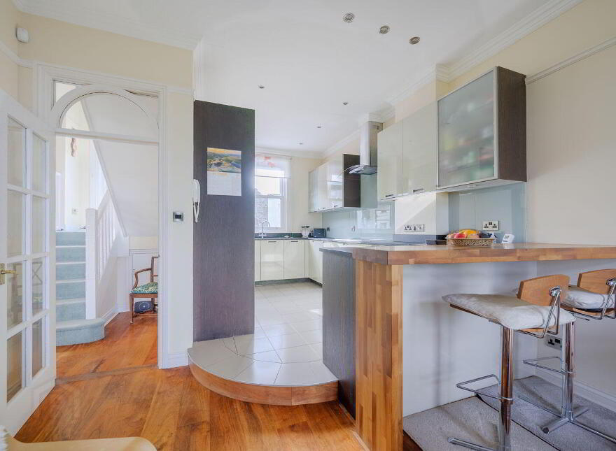 2 Seacourt, Maxwell Drive, Bangor, BT20 3LE