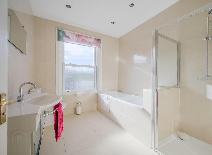 2 Seacourt, Maxwell Drive, Bangor, BT20 3LE