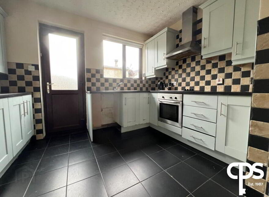 5 Parkmore Drive, Strathfoyle, Derry / Londonderry, BT47 6XA