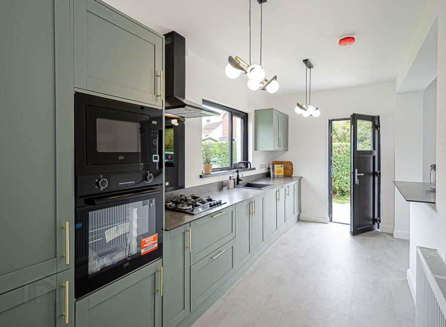 47 Stirling Gardens, Cregagh, Belfast, BT6 9LW