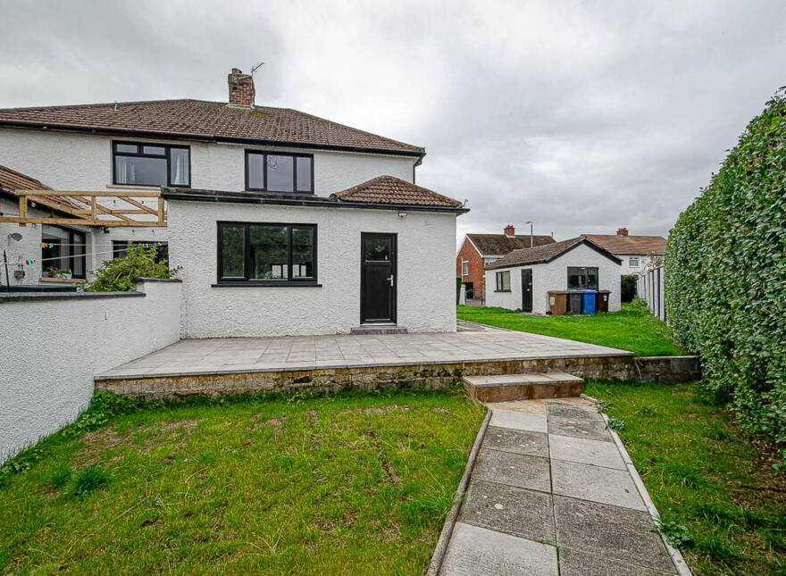 47 Stirling Gardens, Cregagh, Belfast, BT6 9LW