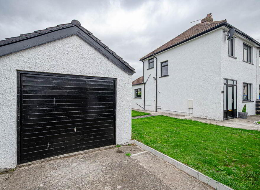 47 Stirling Gardens, Cregagh, Belfast, BT6 9LW