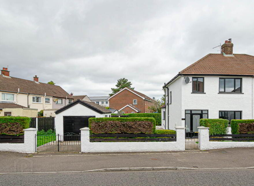 47 Stirling Gardens, Cregagh, Belfast, BT6 9LW
