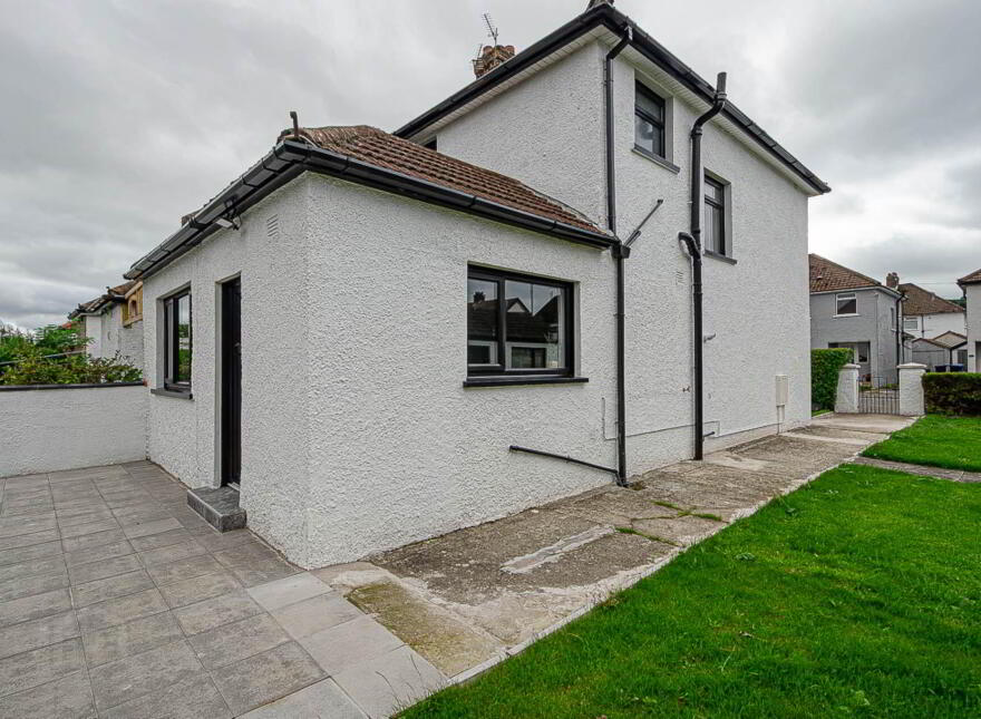 47 Stirling Gardens, Cregagh, Belfast, BT6 9LW