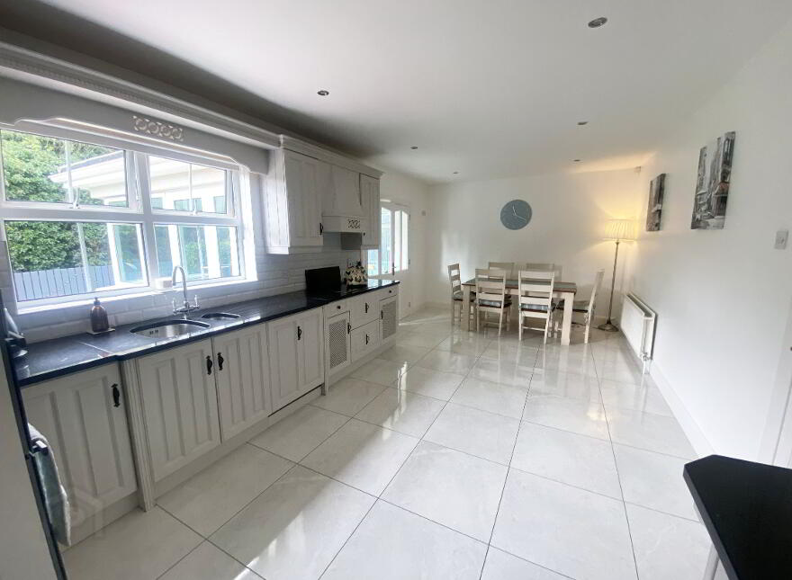 5 Oaklands, Loughbrickland, Banbridge, BT32 3WN