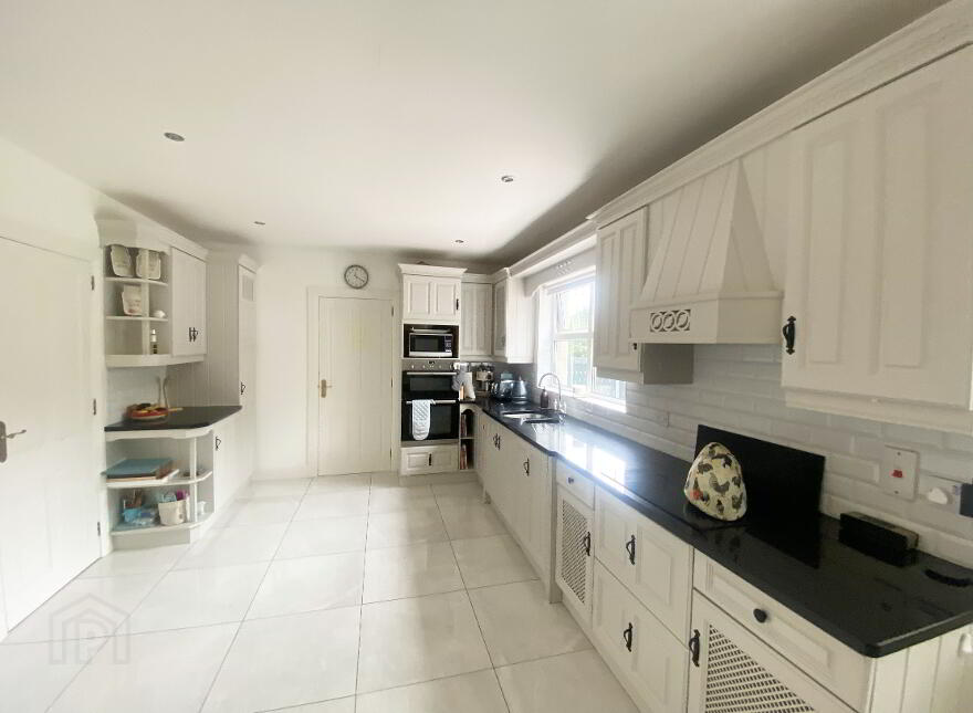 5 Oaklands, Loughbrickland, Banbridge, BT32 3WN