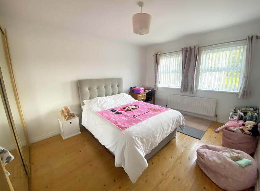 5 Oaklands, Loughbrickland, Banbridge, BT32 3WN