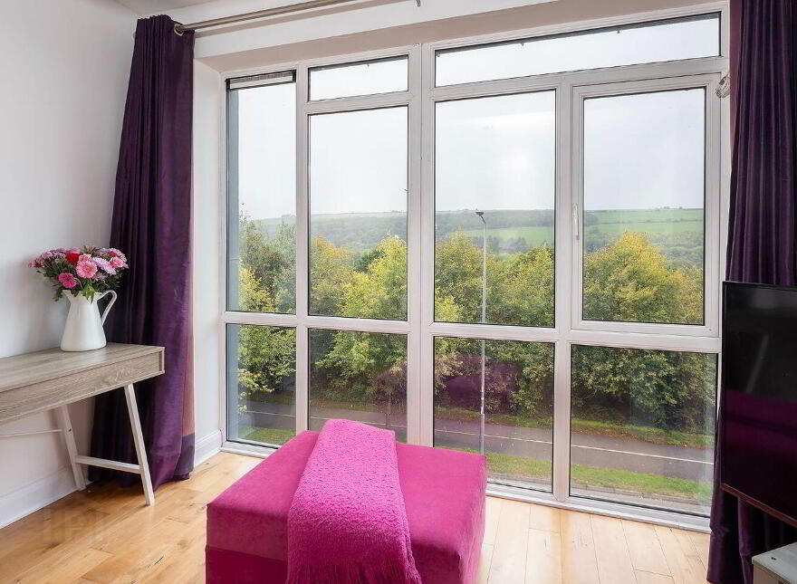 55 The Crescent Apartments, Old Fort Road, Ballincollig, P31W243