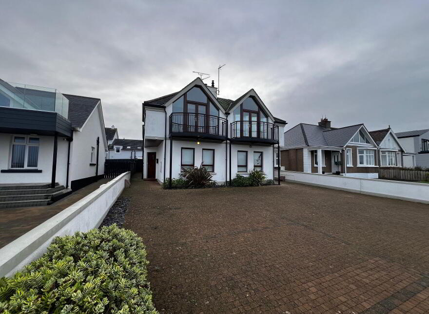 7 Strand Road, Portstewart, BT55 7LS
