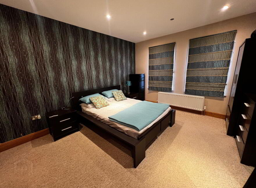 7 Strand Road, Portstewart, BT55 7LS