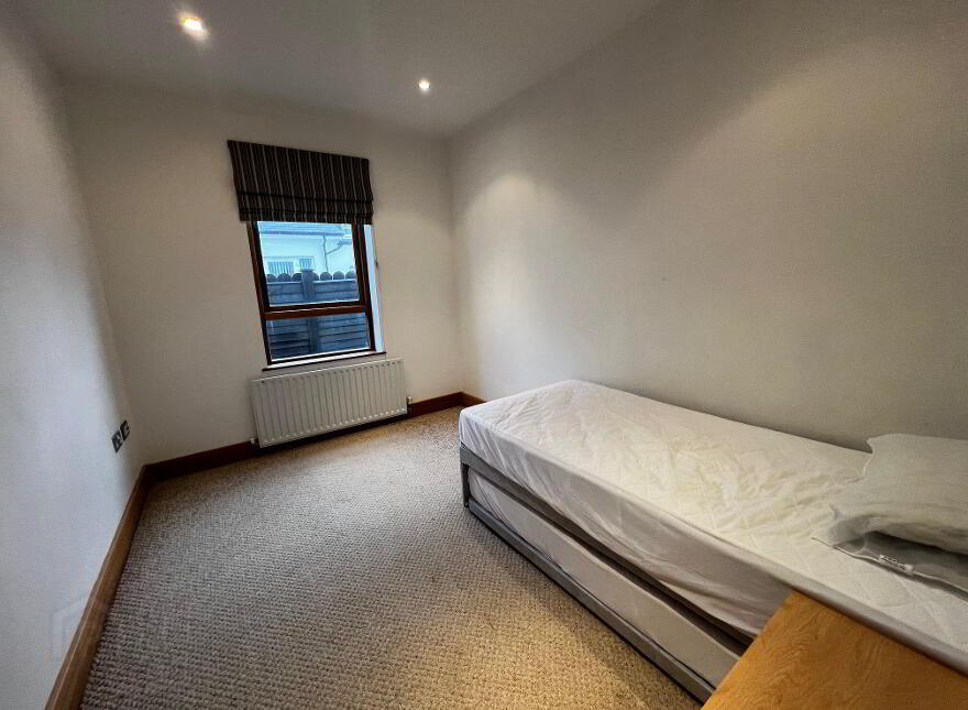 7 Strand Road, Portstewart, BT55 7LS