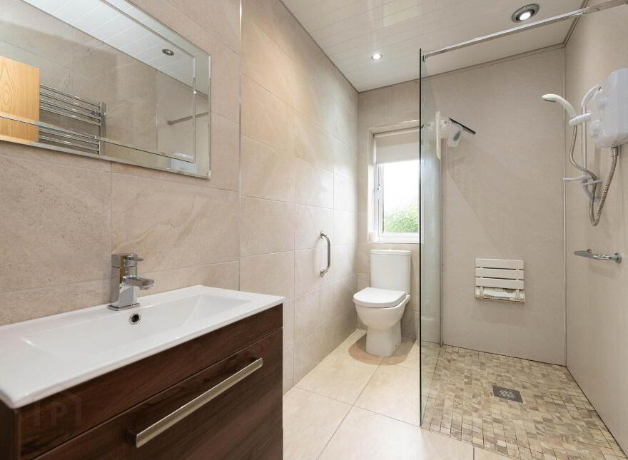 3 Tudor Avenue, Jordanstown, Newtownabbey, BT37 0RS