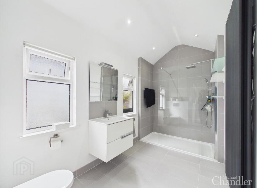 71 The Mount, Belfast, BT5 4NB