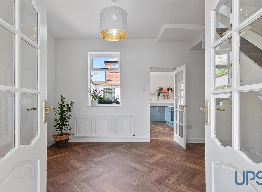 535 Falls Road, Belfast, BT11 9AA