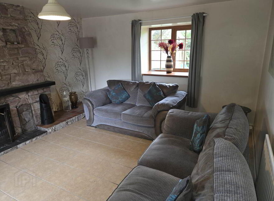 6 Irragh Lane, Cushendall, Ballymena, BT44 0TB