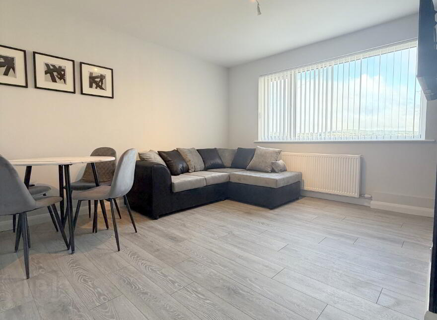32B Queens Avenue, Newtownabbey, BT36 5HU