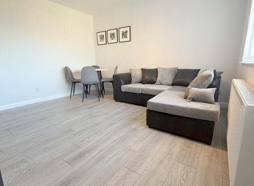 32B Queens Avenue, Newtownabbey, BT36 5HU