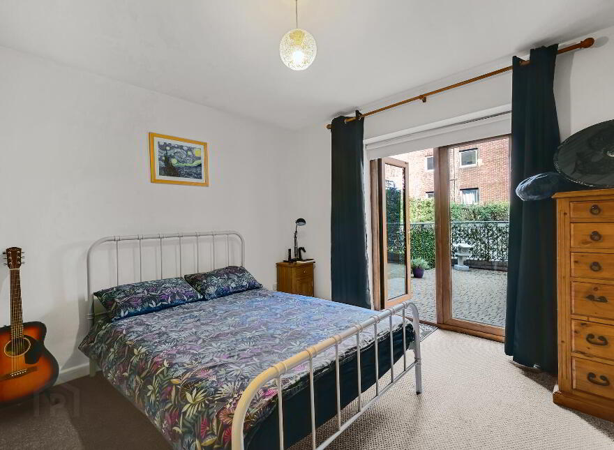 13 Park Royal, 841f Upper Lisburn Road, Belfast, BT9 7GY