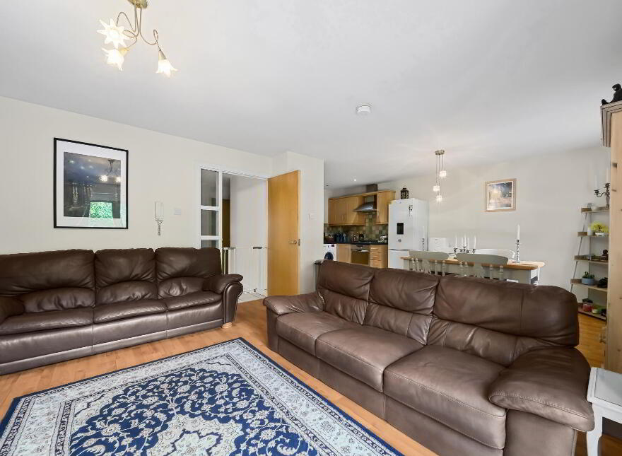 13 Park Royal, 841f Upper Lisburn Road, Belfast, BT9 7GY