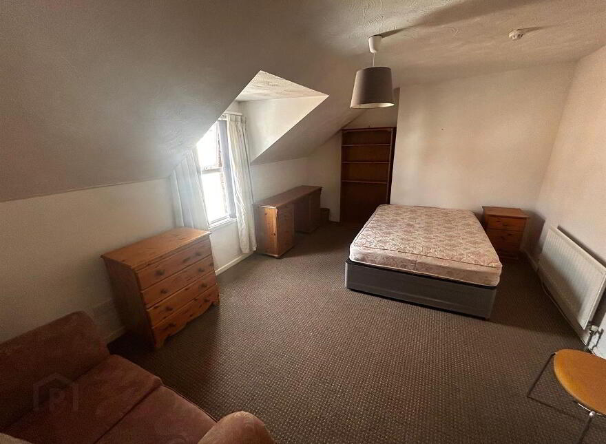 Flat 2, 102 Wellesley Avenue, Belfast, BT9 6DH