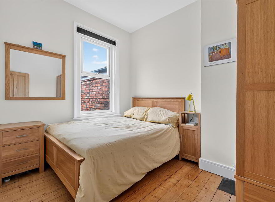 37 Adelaide Avenue, Belfast, BT9 7FY